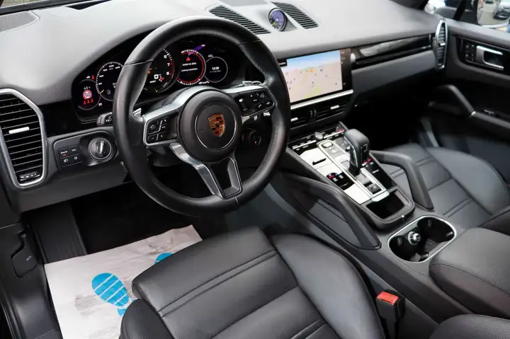 Porsche Cayenne Innenraum